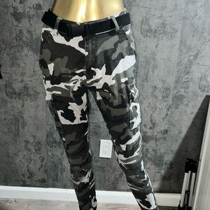 Women’s Camouflage Cargo Pants